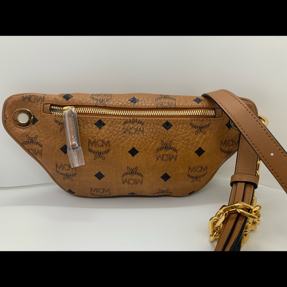 ***SOLD***MCM repeat logo belt bag - Picture 2 of 9